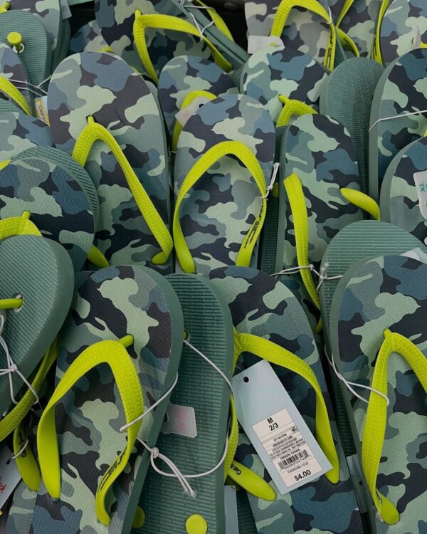 mixed flip flops pallets