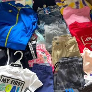 Kids clothing pallets
